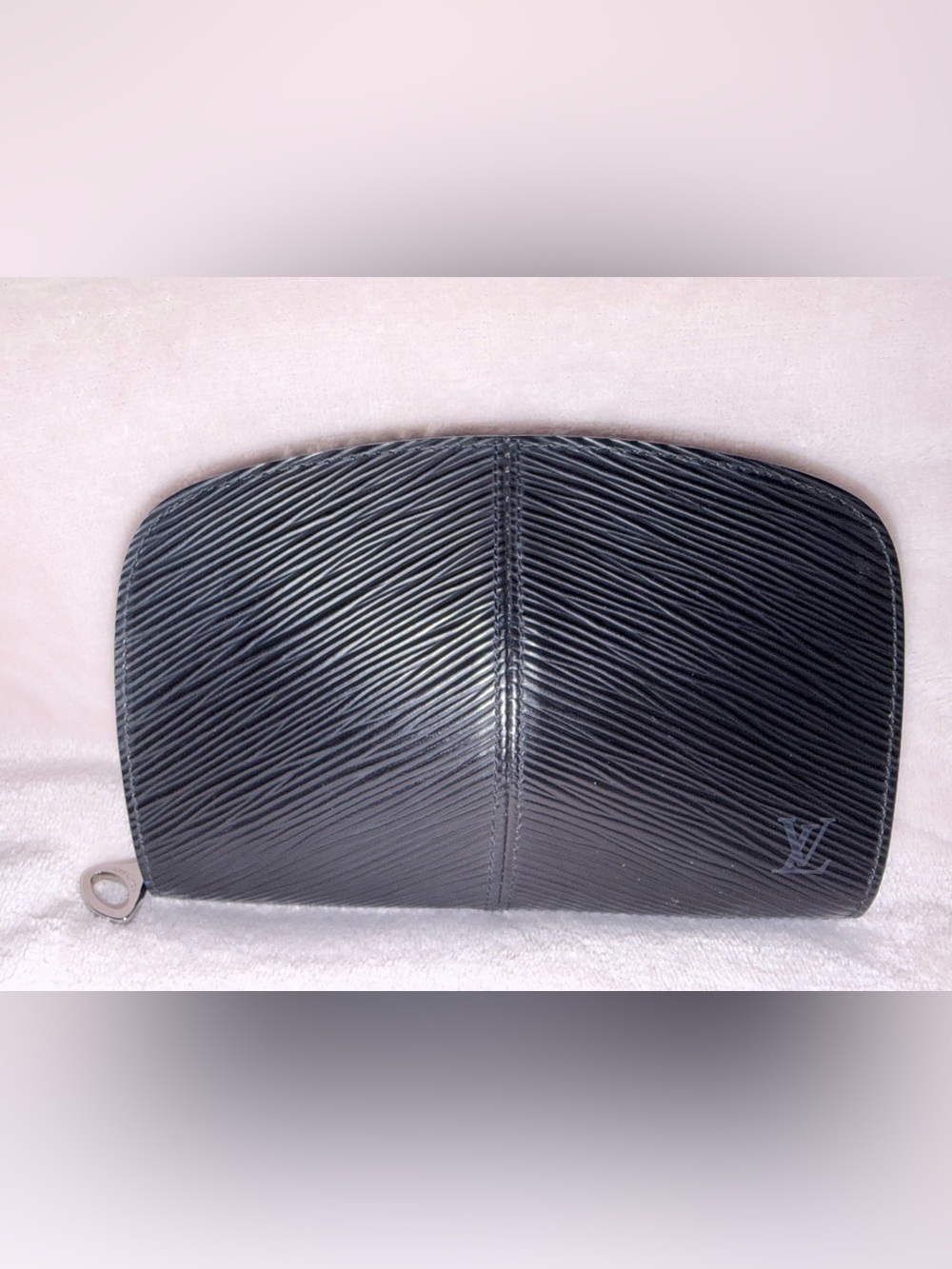 Louis Vuitton Demi Lune Coin Purse Wallet in timeless Black Epi Leather! ✨